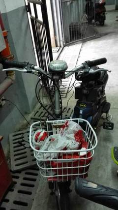 南通崇川區狼山版塊 二手電動車與日用百貨的淘換寶地